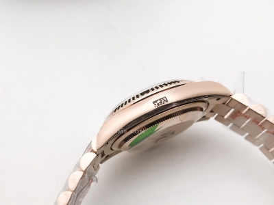 DayDate 36mm Wt 904L Flt RG/RG Brn/Rm Stk QF VR3255