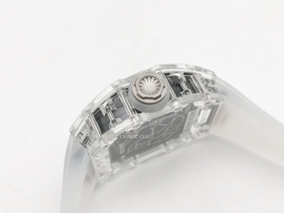 RM055 Wht/Wht CRY/RU SONIC RMUL2