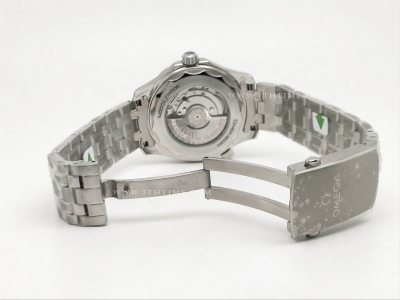 Seamaster 300m 2018 Blk SS/SS White GDF MY8215