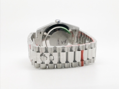 DayDate 40mm 904L Flt SS/SS S-Silv/Stk GMF A2836