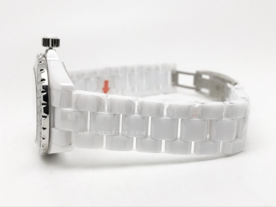 XHANEL J-12 38mm Wht CER/CER Wht/Graffiti HTF A2892