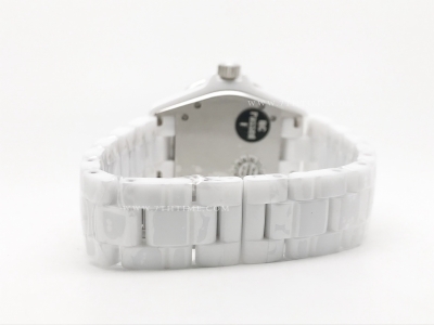 XHANEL J-12 38mm Wht CER/CER Wht/Graffiti HTF A2892