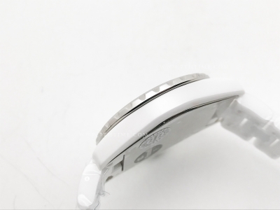 XHANEL J-12 38mm Wht CER/CER Wht/Dia HTF A2892