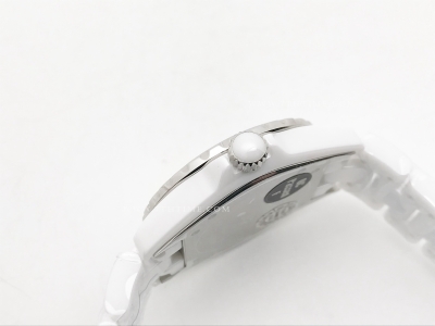XHANEL J-12 38mm Wht CER/CER MOP/Dia HTF A2892