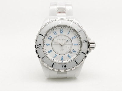 XHANEL J-12 33mm Wht CER/CER Wht/Blue Num HTF Qtz
