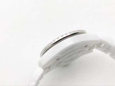 XHANEL J-12 33mm Wht CER/CER W-MOP/Dia HTF A12.2