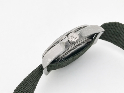 Pelagos FXD GMT 42mm TI/NY Black M+F Asia 2836