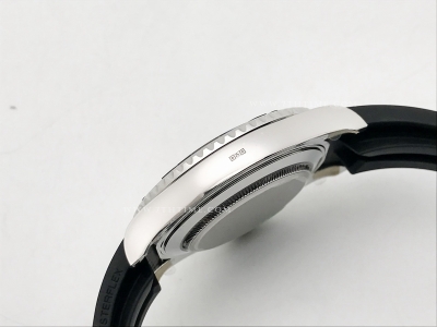 YachtMaster 226659 42mm Wt WG/RU Black ARF VR3235