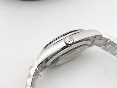 DayDate 40mm 228239 904L Flt Wt WG/WG Silv/Dia KF VR3255