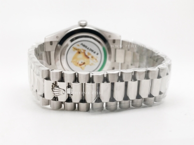 DayDate 40mm 228239 904L Flt Wt WG/WG O-Green/Rm KF VR3255