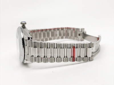 DayDate 40mm 904L Flt SS/SS L-Blue/Stk GMF VR3255