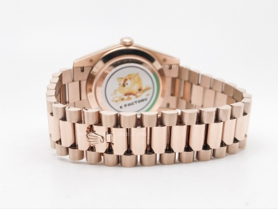 DayDate 40mm 228235 904L Flt Wt RG/RG Wht/Rm KF VR3255