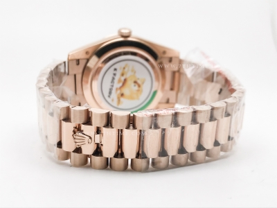 DayDate 40mm 228235 904L Flt Wt RG/RG Brwn/Dia KF VR3255