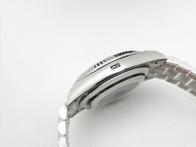 DayDate 40mm 904L Flt SS/SS Silv-S/Stk GMF VR3255