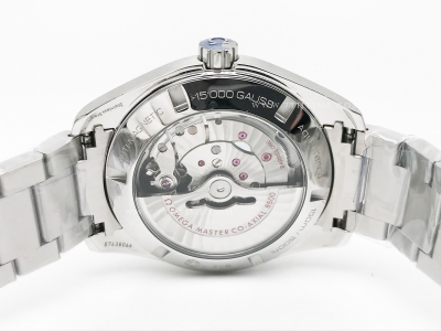 Aqua Terra 40mm SS/SS Blk Wavy JVS A8500