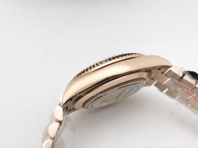 DayDate 40mm 228235 904L Flt Wt RG/RG G-Gry/Rm KF VR3255