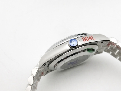 DayDate 40mm 904L Flt SS/SS M-Blk/Dia GMF VR3255