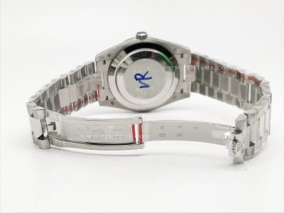 DayDate 40mm 904L Flt SS/SS M-Blk/Dia GMF VR3255