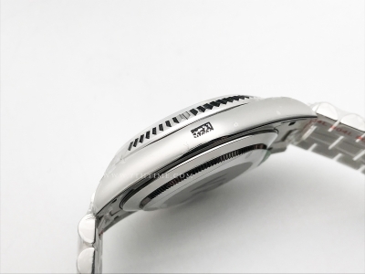 DayDate 40mm 904L Flt SS/SS Grn/Rm/Stk GMF VR3255