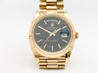 DayDate 40mm 904L Flt Wt YG/YG Blk/Stk TMF SH3255