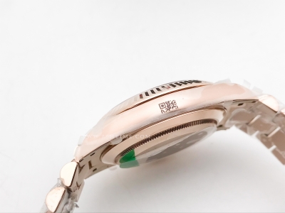 DayDate 40mm 904L Flt Wt RG/RG Grn/Rm/Stk TMF SH3255