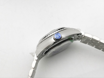 DateJust Ladies 28mm Jub Flt 904L SS/SS Black/Stk GMF A2671