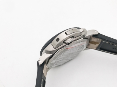 PAM 1669 Sub N.Seals 47mm CAR/TI/RU G-Blk VSF P900