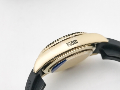 Skydweller 336238 YG/RU Gold ZF V2 Asia 2824