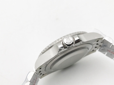 GMT II 126710GRNR Jub 904L SS/SS Blk THB SH3285-2