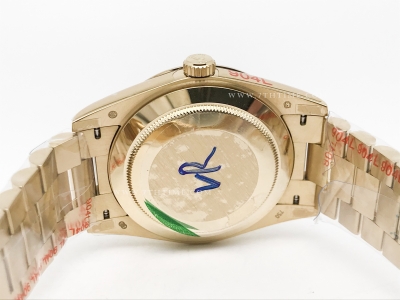 DayDate 40mm 904L Flt YG/YG M-Wht/Dia GMF VR3255