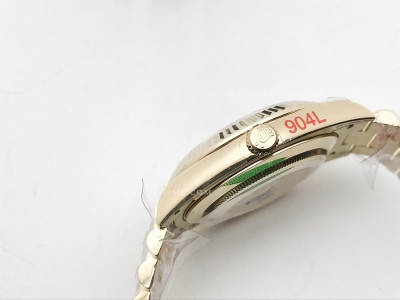 DayDate 40mm 904L Flt YG/YG Blk/Rm GMF VR3255