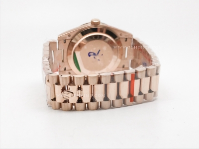 DayDate 40mm 904L Flt RG/RG Silv/Stk GMF VR3255