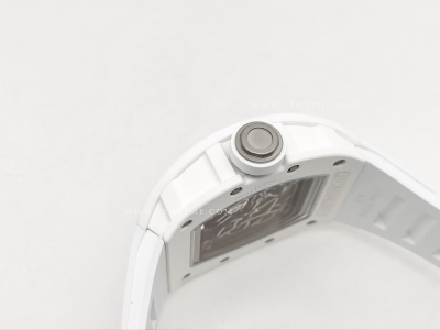 RM055 Bubba Watson Wht CER/RU Skele APSF RMUL2