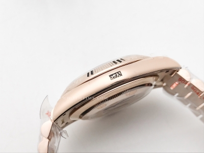 DayDate 40mm 904L Flt RG/RG O-Grn/Rm/Stk GMF VR3255