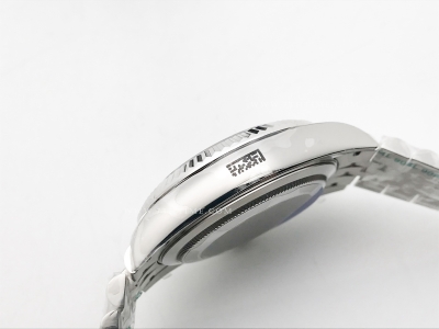 Skydweller 326934 Jub SS/SS Black ZF Asia 2824