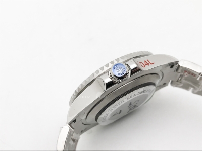 Seadweller 126600 43mm 904L SS/SS Blk GMF VR3235