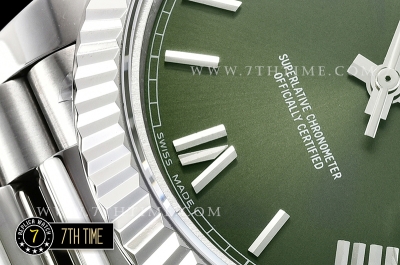 DayDate 228206 SS/SS Green Dial Roman Numerals Swiss 2836