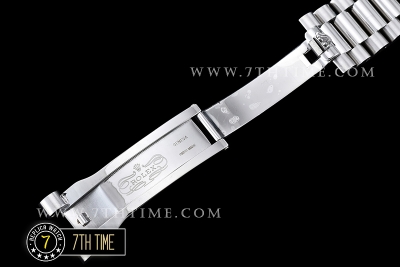 DayDate 228206 SS/SS Green Dial Roman Numerals Swiss 2836