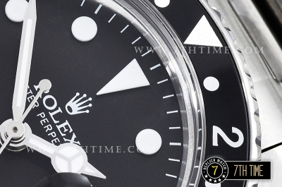 GMT Master Ref.1675 Black Color Bezel Black Dial with Luminova White Colored Dot Markers Swiss 2836 Mod